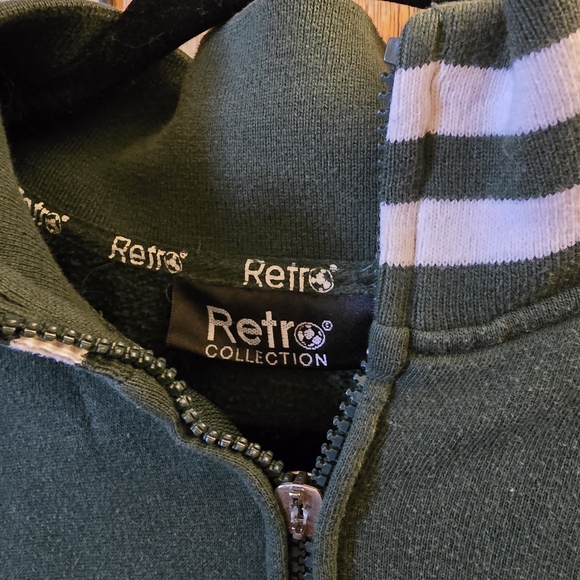 Green 'IRELAND' Zip-Up Jacket - Picture 2 of 6